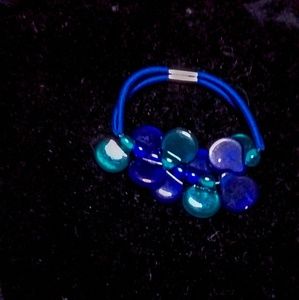 Nwot Goody Blue and Green Beaded Hair-tie